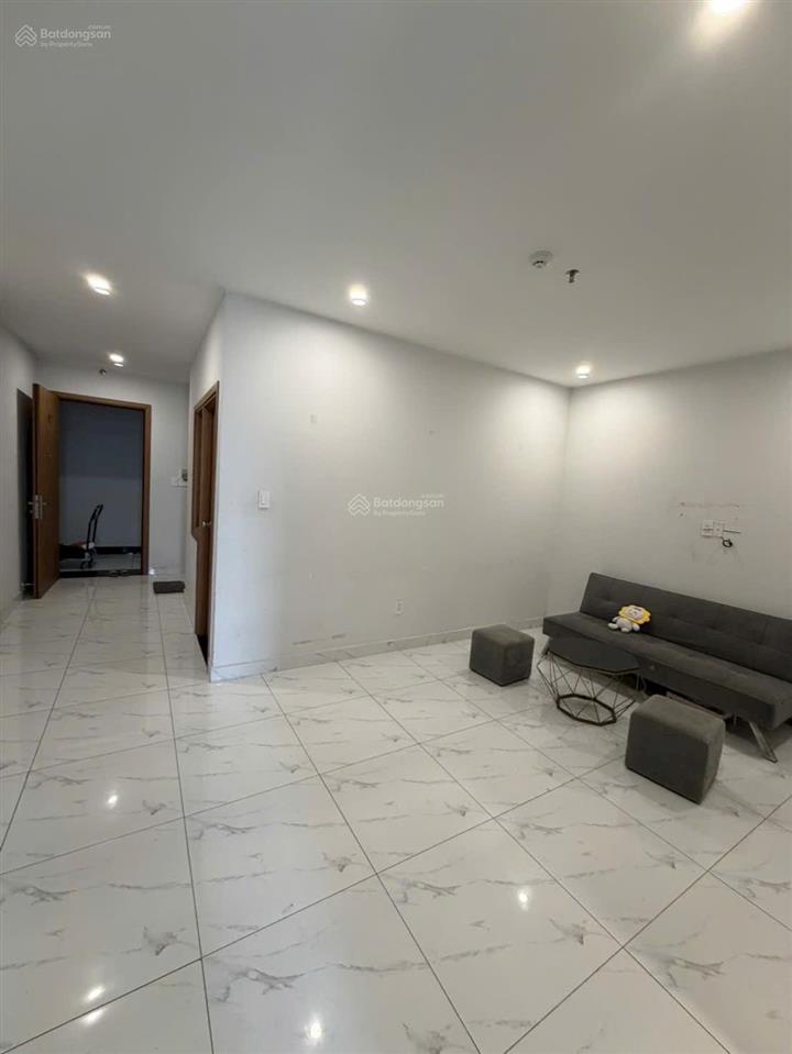 Star tower 3pn, 2wc, dt 68 m2, sổ hồng thị trường 2,1 tỷ. cần thanh khoản chốt giá 1,780 tỷ