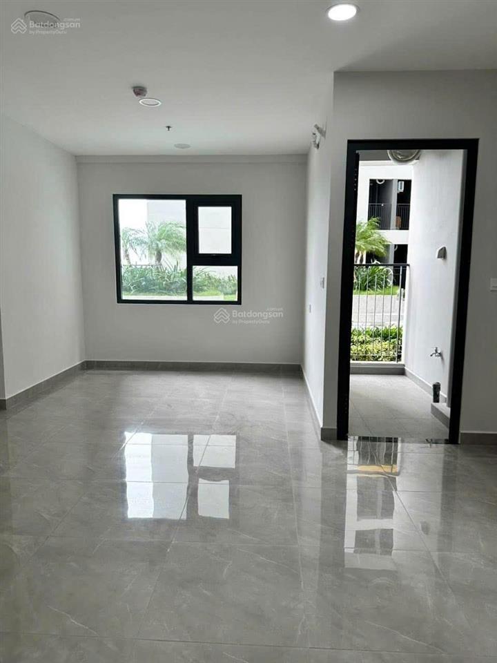 Legacy central. có sổ hồng 999 triệu. cho thuê được 4,5 triệu/tháng