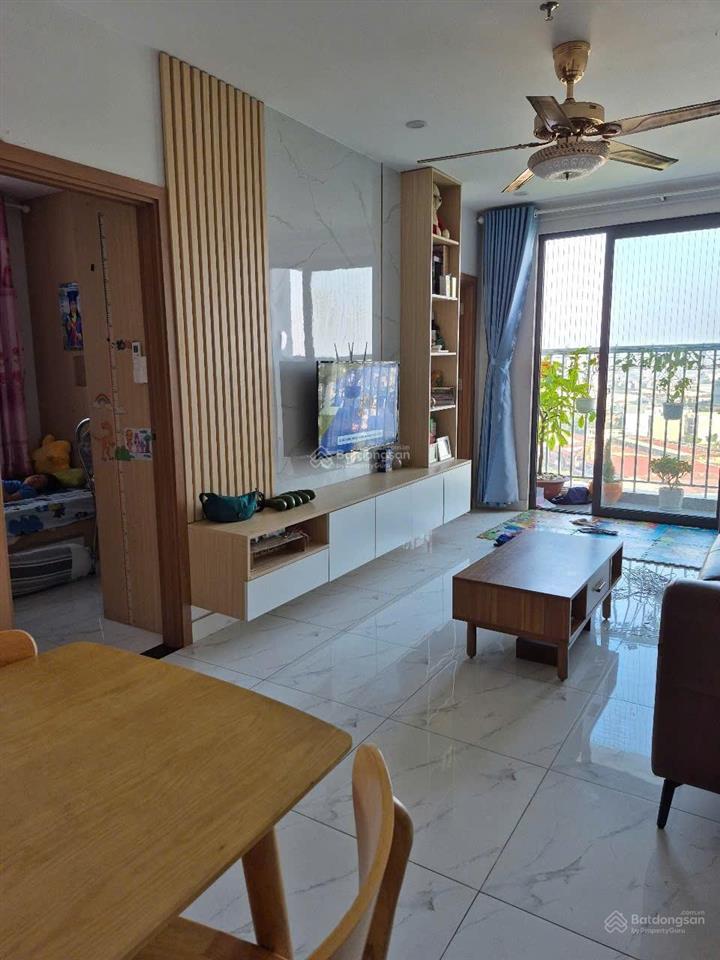 Star tower (3pn, 2wc) lúc trước bán 2,1 tỷ. có sổ hồng. cần thanh khoản gấp giảm giá 320 triệu