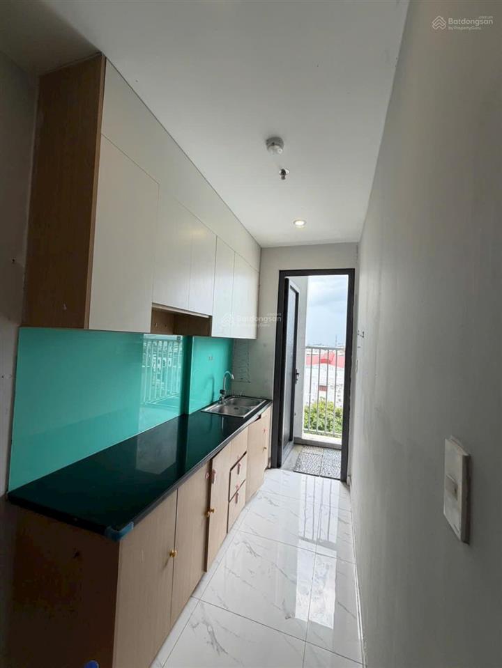 Star tower, giá thị trường 1,8 tỷ. cần thanh khoản 1,590 tỷ. ép giá được 1,290 tỷ. có sổ hồng