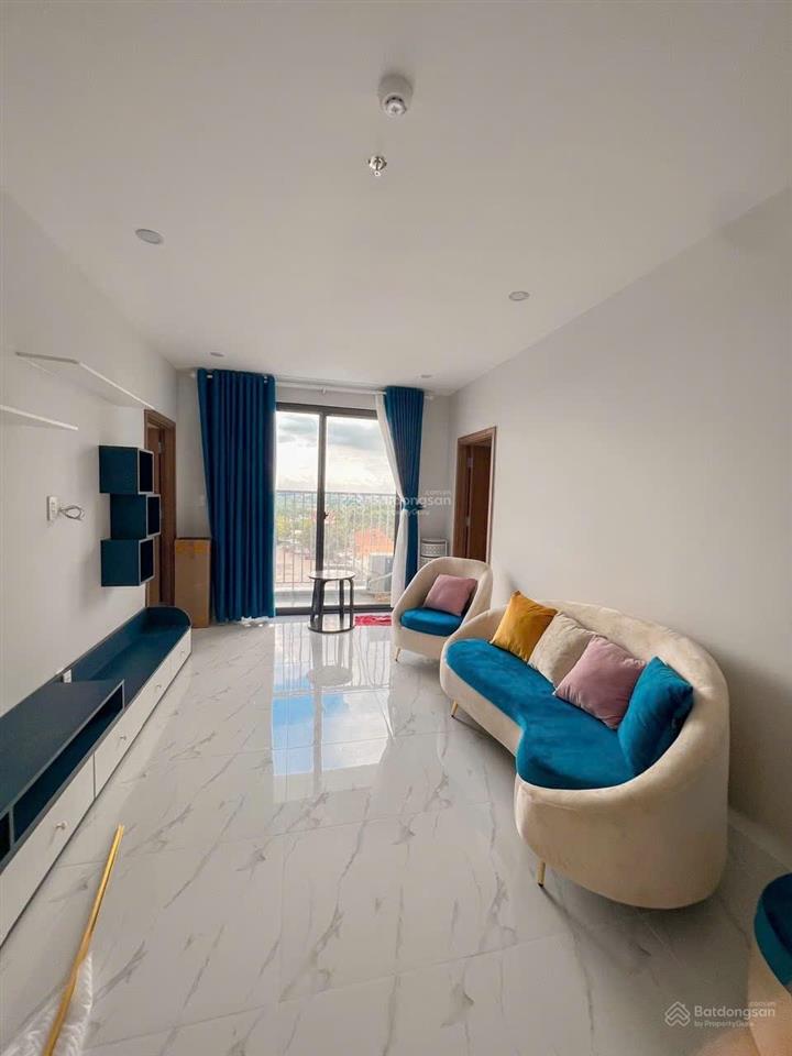 Star tower, 68 m2 sổ hồng. giá 2,1 tỷ. ép giá được 1,550 tỷ. cho thuê được 9 triệu/tháng