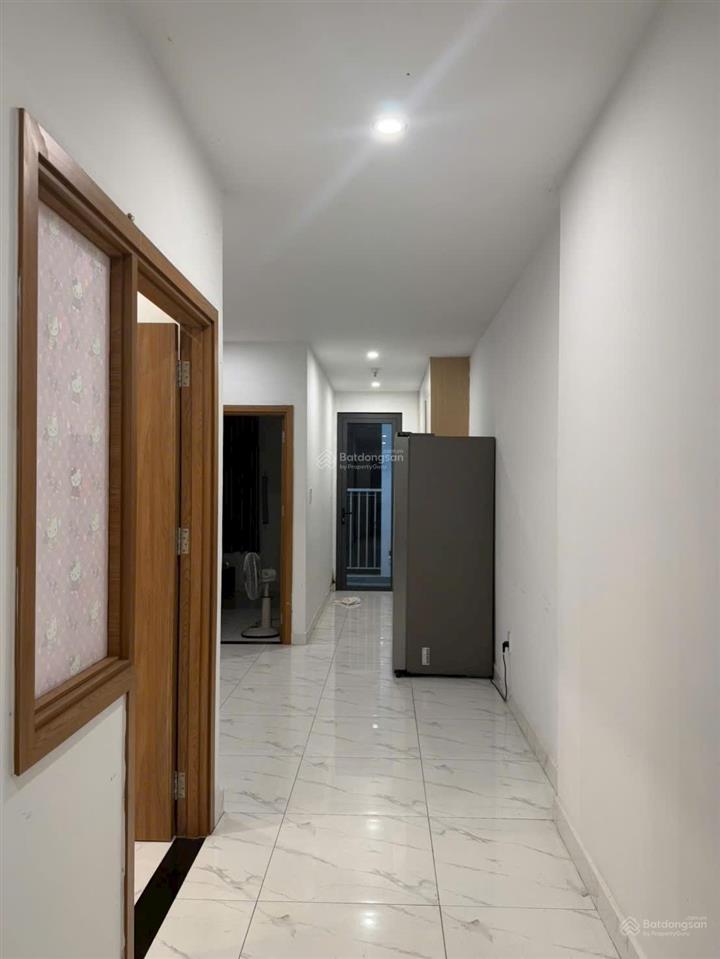 Căn hộ star tower, 56 m2 sổ hồng 1,240 tỷ. cho thuê được 6,5 triệu. gặp chủ ép giá thêm
