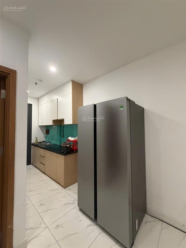 Căn hộ star tower, 56 m2 sổ hồng 1,240 tỷ. cho thuê được 6,5 triệu. gặp chủ ép giá thêm