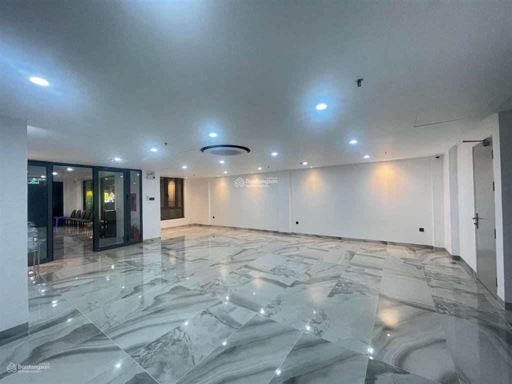 Chính chủ bán nhà mặt tiền đường an dương vương p.8 q.5  dt 8x20m 7 tầng, giá 9x tỷ