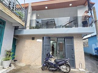Nhà mới đẹp tỉnh lộ 10 dt(5,5x9) 2 tấm giá chỉ 4,35 tỷ