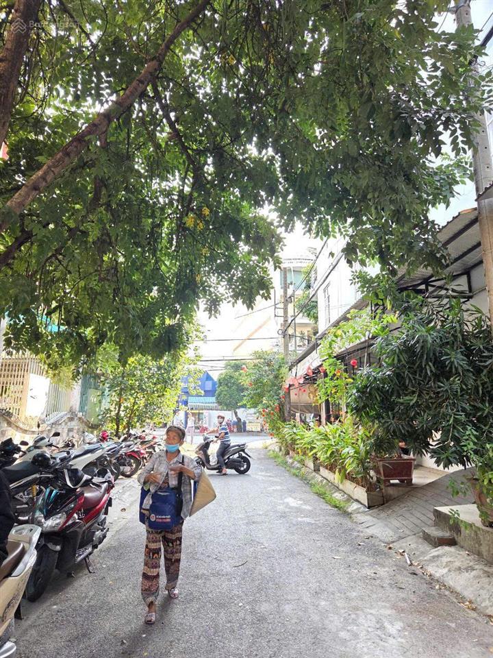 Mặt tiền đường 23 bình phú q6 ( 4.5 * 22 ) 3 lầu 13.5 tỷ