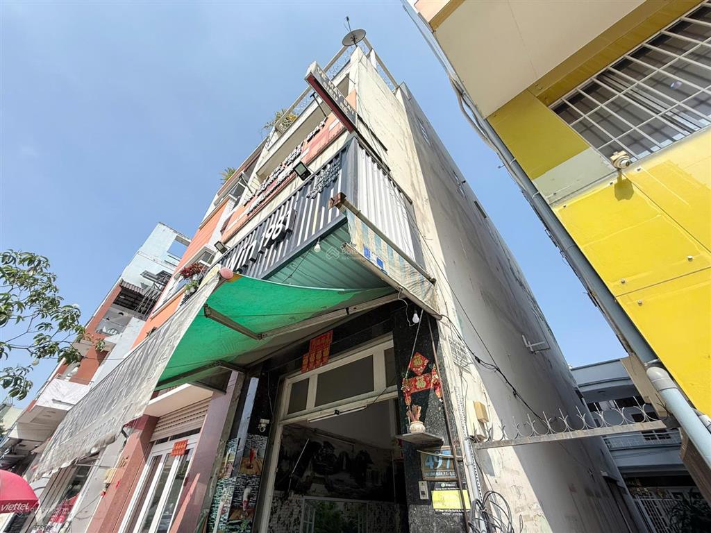 Hai mặt tiền đường 30m  q11 (4 * 13) 4 lầu 14.5 tỷ