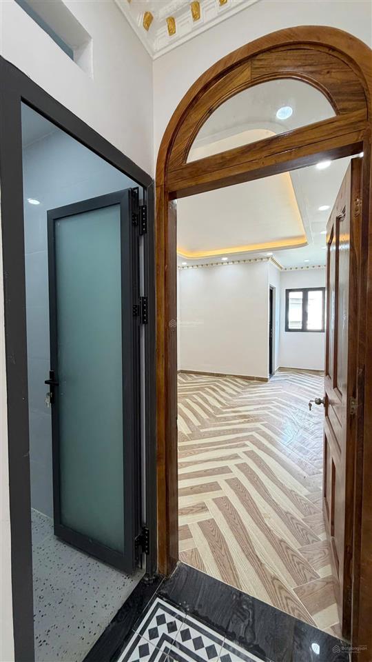 Mặt tiền đường 44 bình phú q6 ( 4 * 20 ) 3 lầu 13.4 tỷ