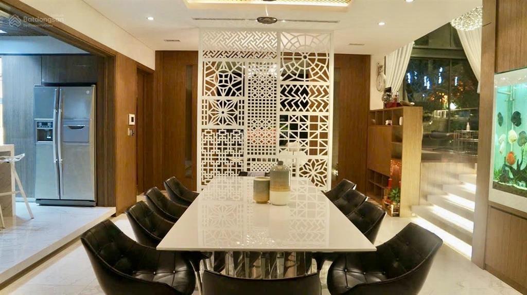 Biệt thự đường c2 view hồ kdt vĩnh điềm trung / nha trang  gần st go ( ngang 16m )