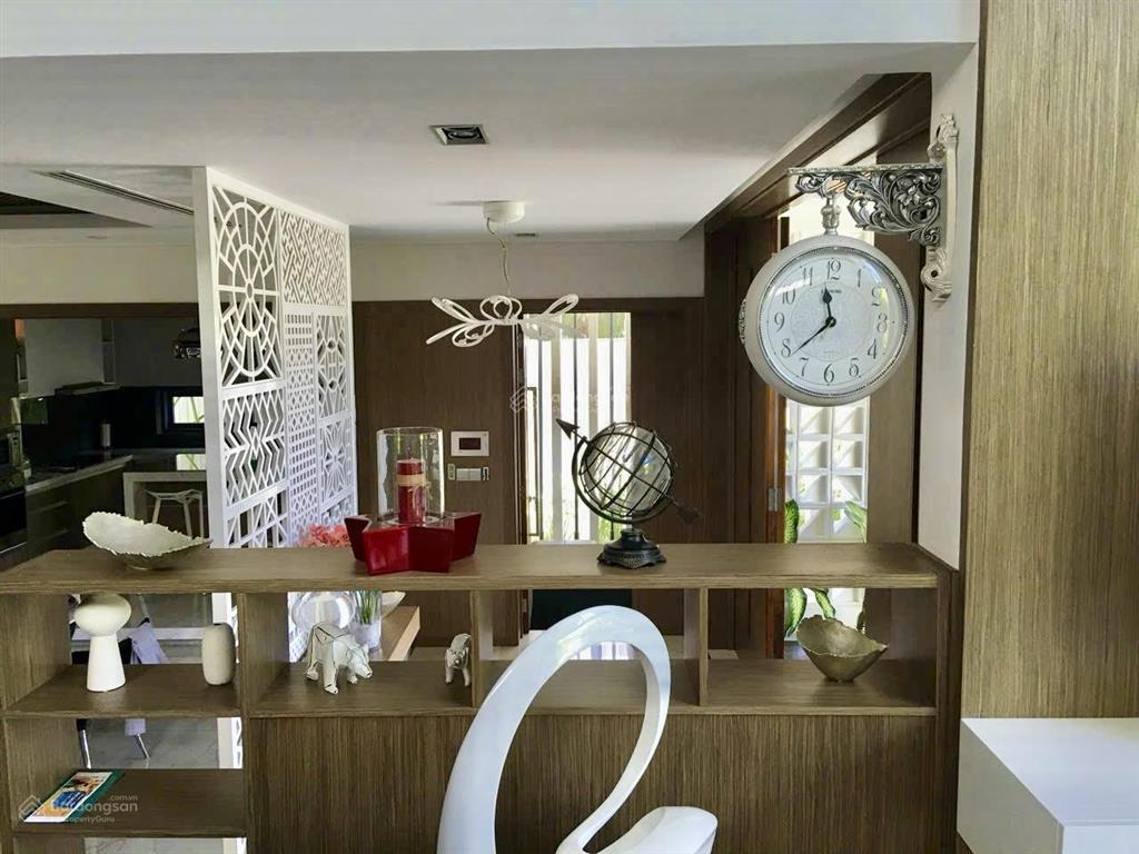 Biệt thự đường c2 view hồ kdt vĩnh điềm trung / nha trang  gần st go ( ngang 16m )