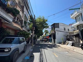 Căn góc 2 mặt tiền cao văn bé đi bộ ra biển hòn chồng nha trang