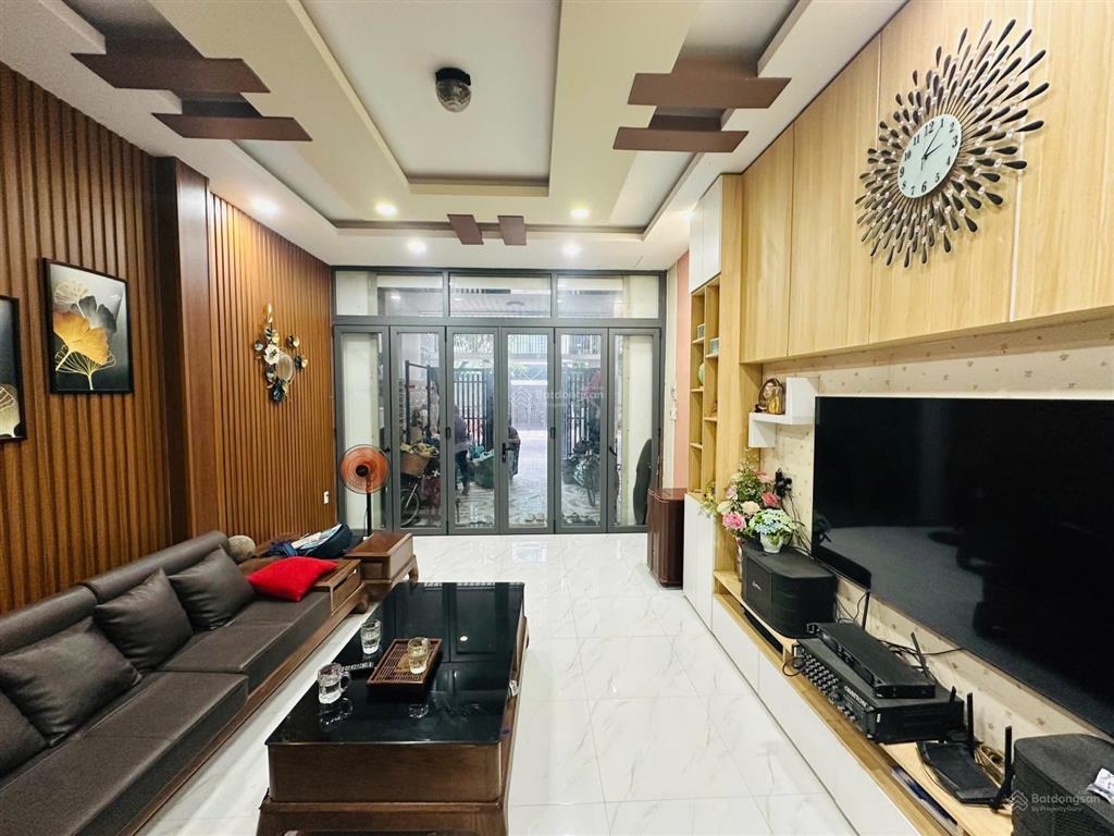 Bán nhà 4 tầng tại khu đô thị an bình tân , nha trang  hướng đông nam mát mẻ  gần ngay toà ct1