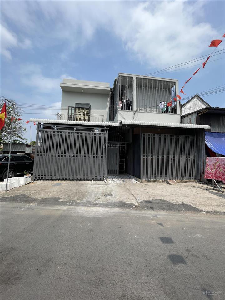 Siêu phẩm dòng tiền 280m2, thu nhập 40triệu. có nhà 1 trệt lầu + 24 phòng trọ. ngay cổng kcn vsip 1