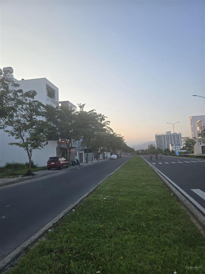 Bán nhà thô đẹp đường t28(võ văn kiệt) kđt an bình tân, trục đường huyết mach rộng đẹp,  e cường