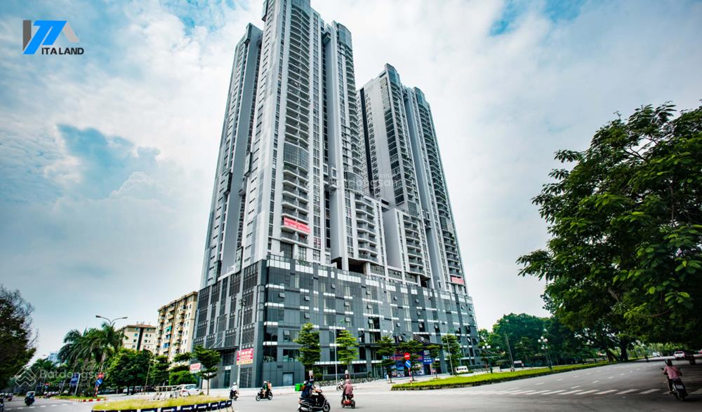 Tòa nhà new skyline còn 130m2 văn phòng cho thuê bàn giao ngay.