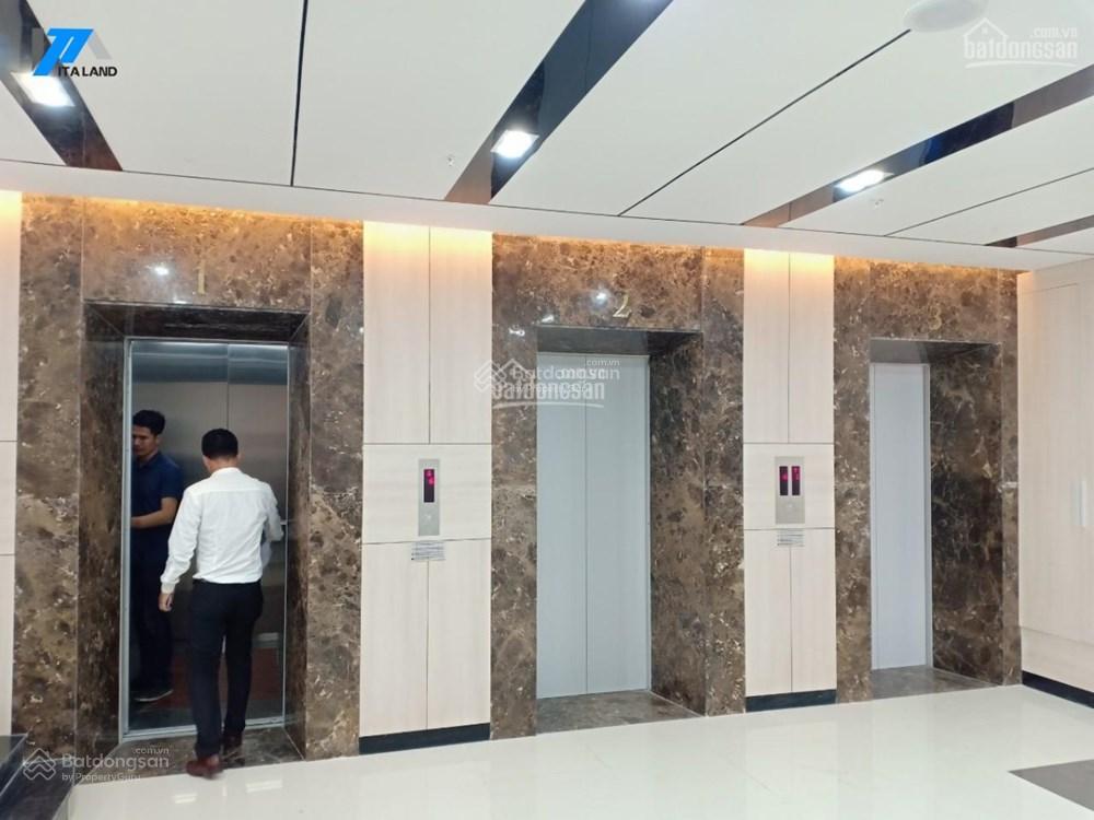 Cho thuê 240m2 văn phòng tại tòa new skyline căn góc view thoáng.