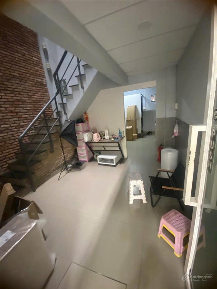 Cho thuê nguyên căn mặt tiền lê văn sỹ phú nhuận (4,2x25) giá 39 tr thương lượng