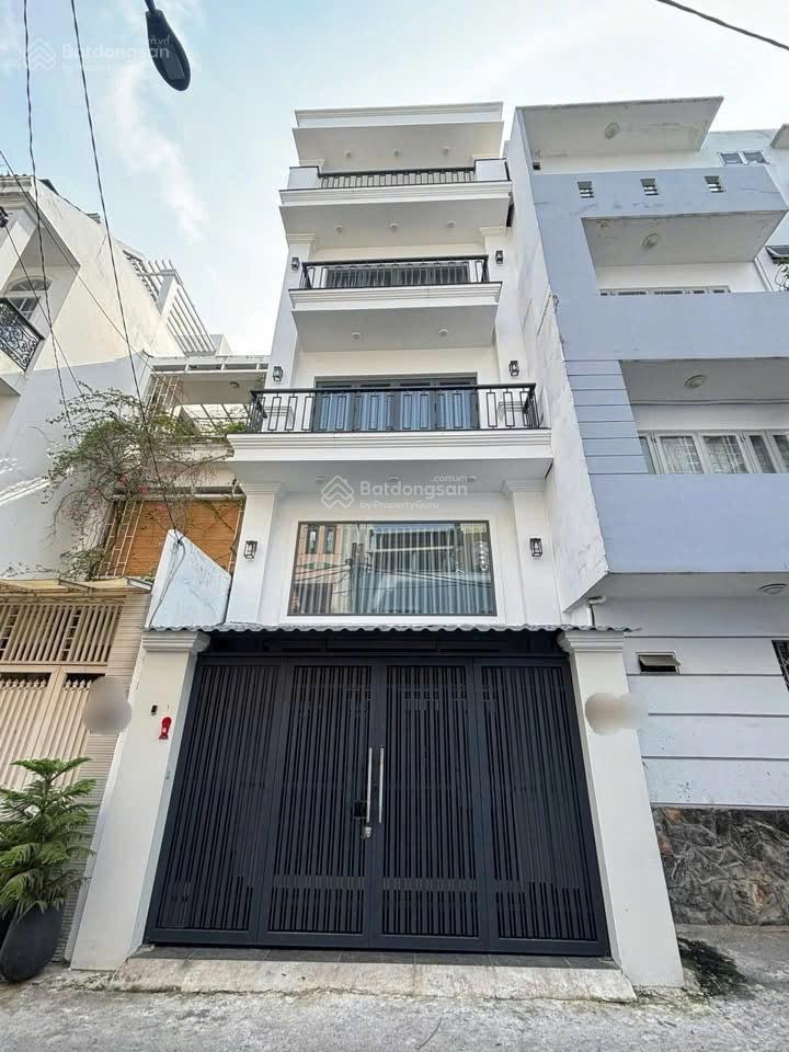 Cho thuê nhà mặt tiền q10 ngay 3/2 dt 4,2x15m 5 tầng thang máy giá 38tr