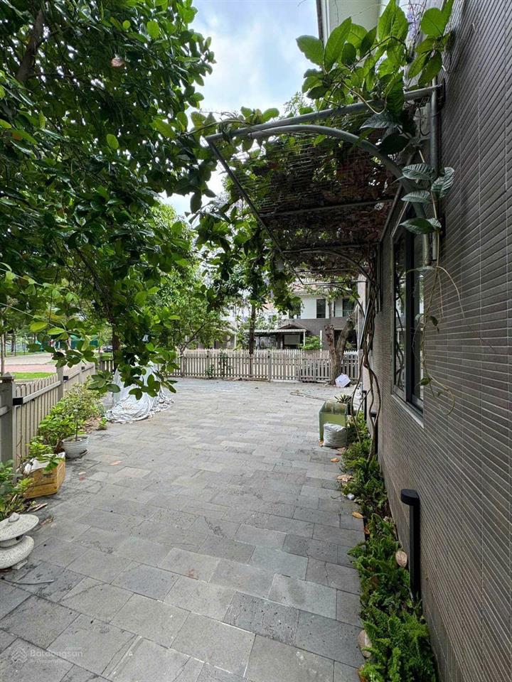 Căn góc valora fuji  biệt thự vườn hiếm  nhà trống nhận ở ngay.  0949 396 ***