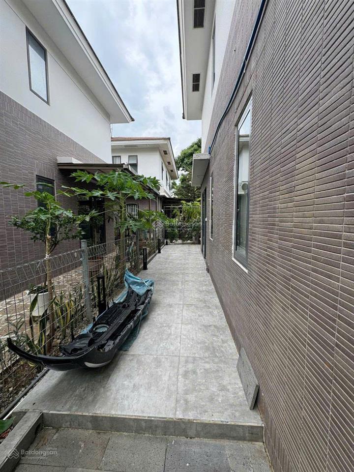 Căn góc valora fuji  biệt thự vườn hiếm  nhà trống nhận ở ngay.  0949 396 ***