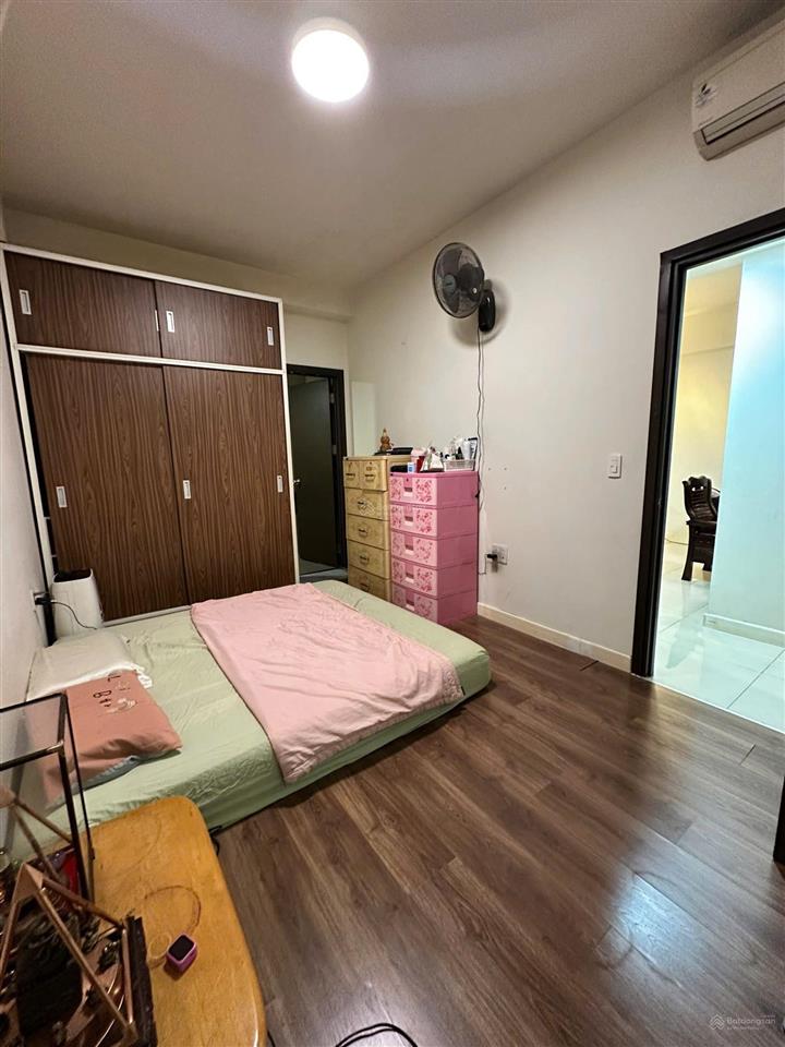 Cực phẩm căn chung cư lucky dragon  cách global city q2 có 3km, giá 4,95 tỷ/71,9m2