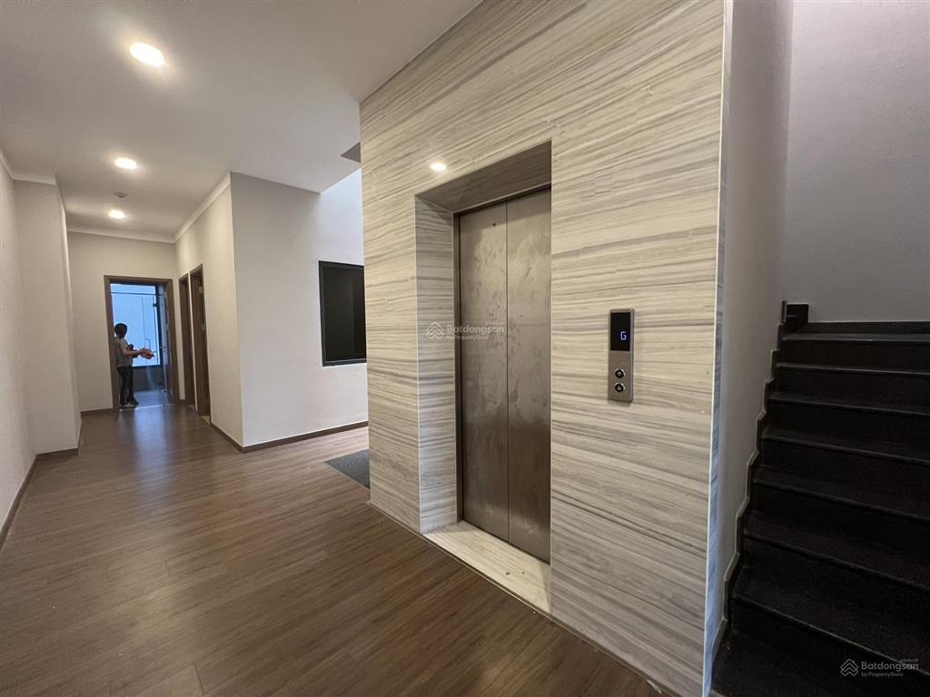 * chuyên văn phòng thủ thiêm lakeview nguyên căn 298m2/5 tầng/76tr, hầm+trệt+ 3 lầu*