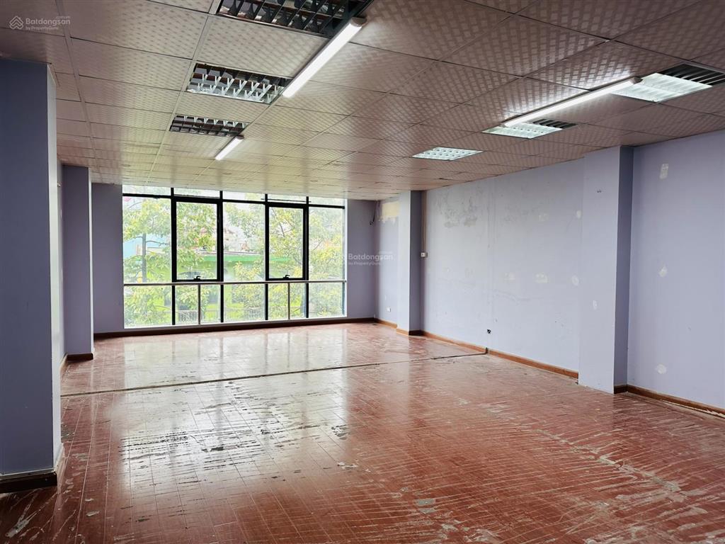 Văn phòng 70m2 tại 19 trần quang diệu  đống đa giá chỉ 7 triệu/th