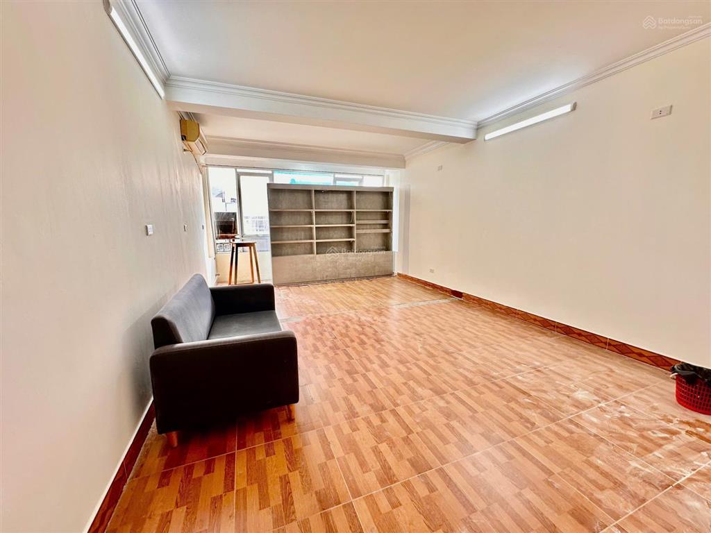 Văn phòng 60m² tại vũ phạm hàm  cầu giấy giá chỉ 6 triệu