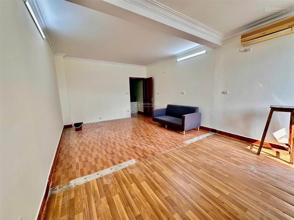 Văn phòng 60m² tại vũ phạm hàm  cầu giấy giá chỉ 6 triệu