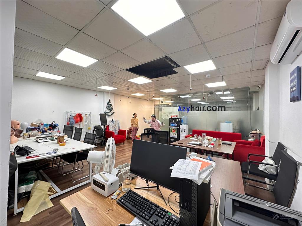 Văn phòng tại khách sạn thể thao 15 lê văn thiêm  thanh xuân. 50m² giá thuê 7 triệu