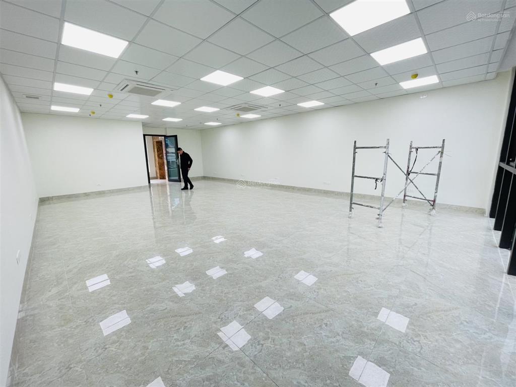 Văn phòng 110m² tại số 251 khuất duy tiến. giá 13 triệu