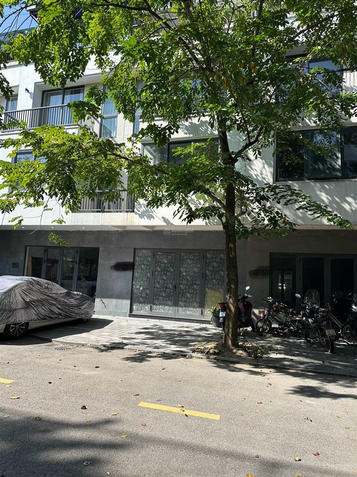 Ecopark bán nhà phố thuỷ trúc  xây thô 3.5 tầng  hoàn thiện mặt ngoài  đã có sổ  giá 15.6 tỷ!