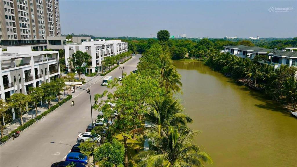 Nhà phố vịnh đảo ecopark  xây thô 4t 2 mặt tiền  chân tòa chung cư  23,5 tỷ  sổ lâu dài
