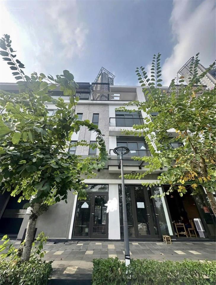 Nhà phố vịnh đảo ecopark  xây thô 4t 2 mặt tiền  chân tòa chung cư  23,5 tỷ  sổ lâu dài