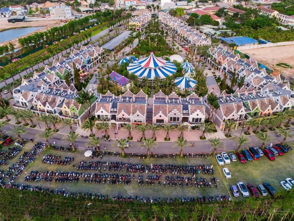 Bán nhà phố vườn rừng hồng eco retreat 3,5 tầng, giá 5,65 tỷ, vốn ban đầu chỉ 850 triệu