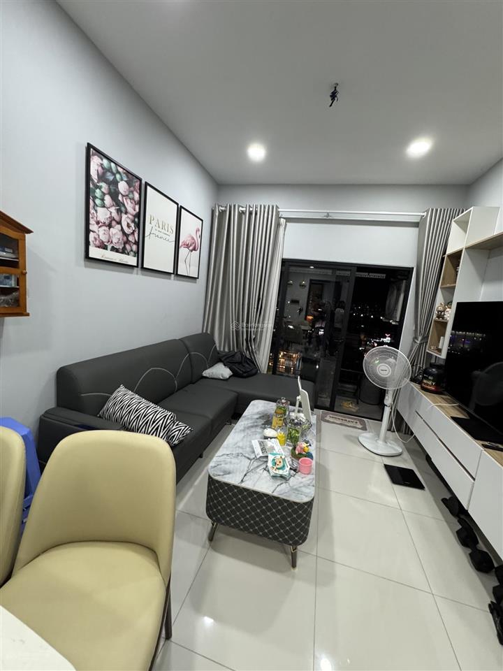 Bán căn hộ 64 hoàng quốc viêt . giá 3.4 tỷ . sổ hồng .   0855 548 ***