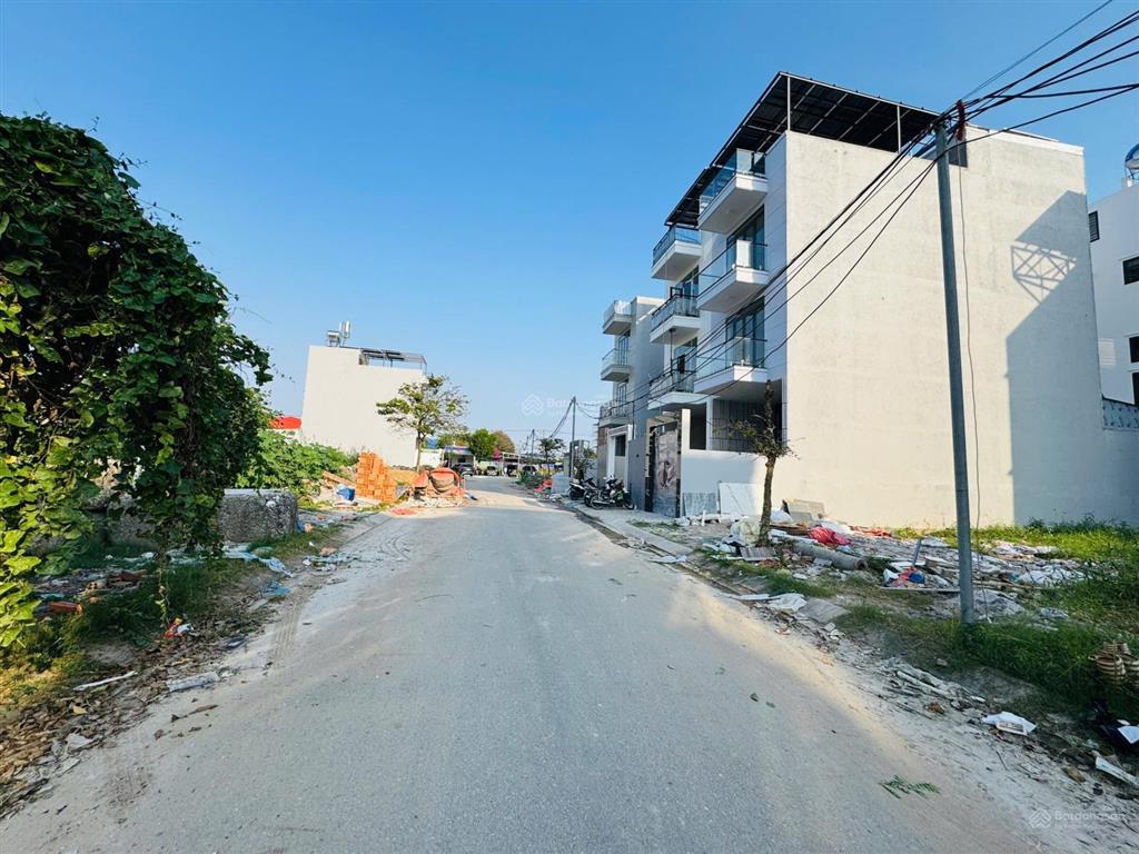 Bán lô đất q7 oto tận nơi . giá 6 tỷ sổ hồng