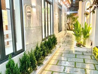 Bán bt nhà vườn đẹp full nt. giá 5.68 tỷ. sổ hồng