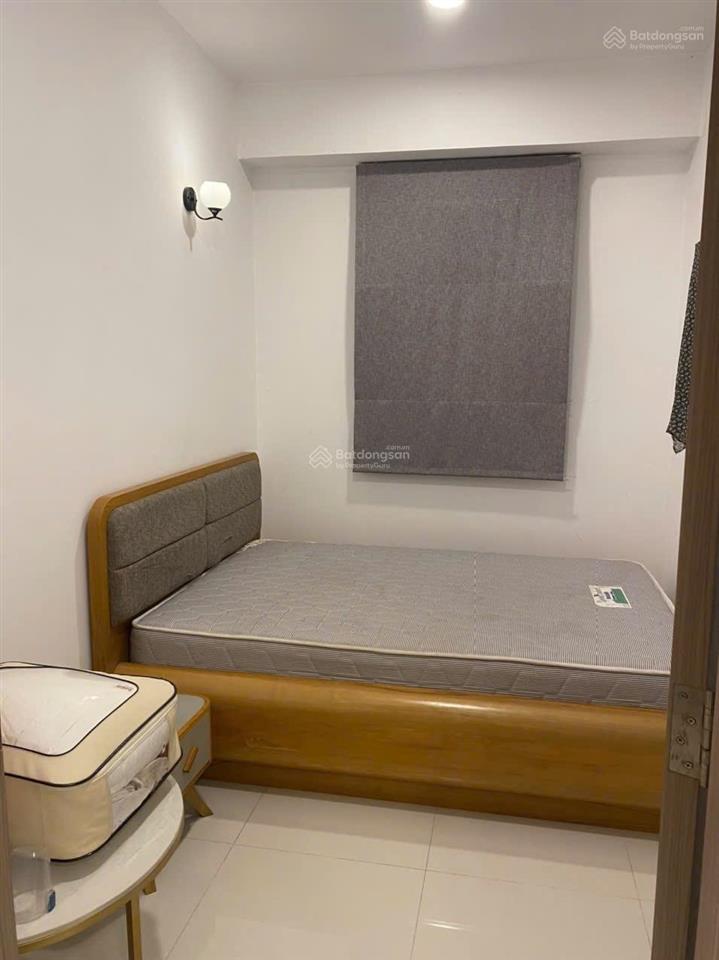 Bán căn ch hoàng quốc việt. giá 3.3 tỷ. sổ hồng.  0855 548 ***