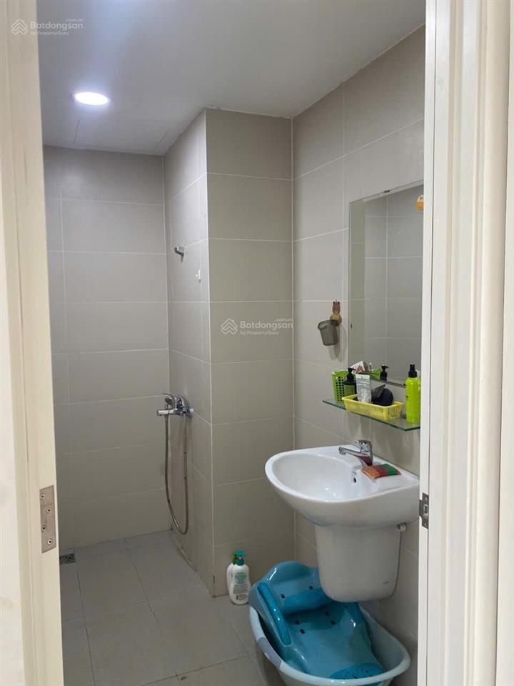 Bán căn tulip hoang quốc việt và huynh tấn phát . dt71m2 (2pn,2wc) . giá 3.1 ty