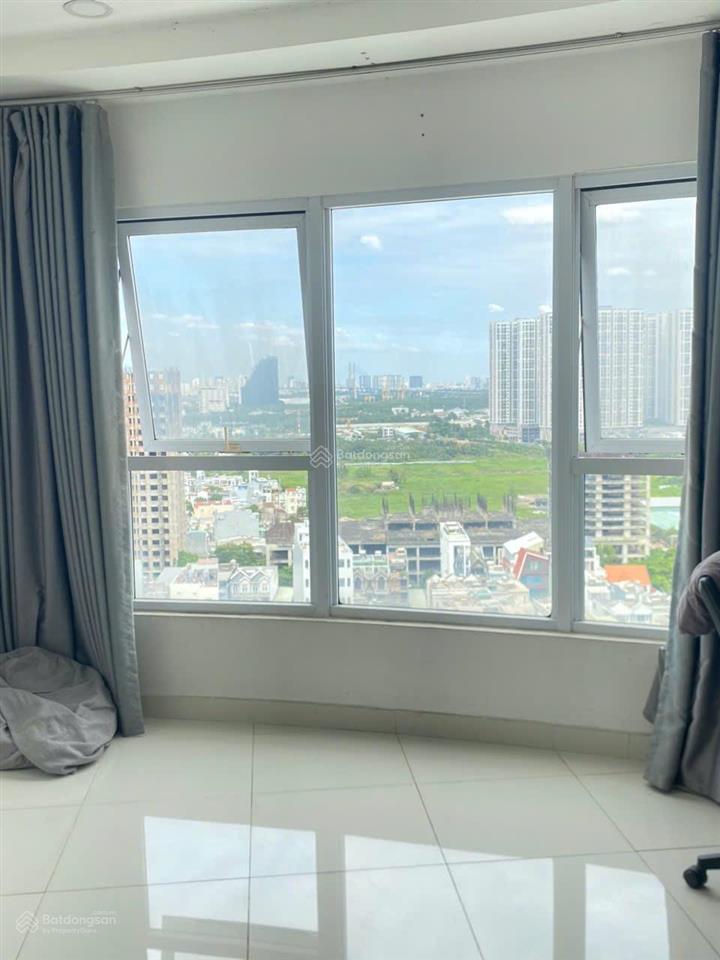 Bán căn tulip hoang quốc việt và huynh tấn phát . dt71m2 (2pn,2wc) . giá 3.1 ty