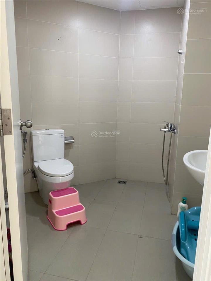 Bán căn tulip hoang quốc việt và huynh tấn phát . dt71m2 (2pn,2wc) . giá 3.1 ty
