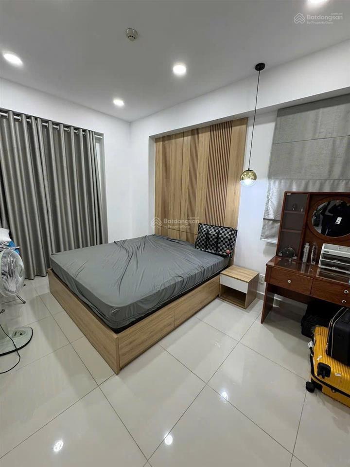 Bán gấp căn hộ 64 hoàng quốc việt. giá 3,1 tỷ (bớt lộc).  0855 548 ***