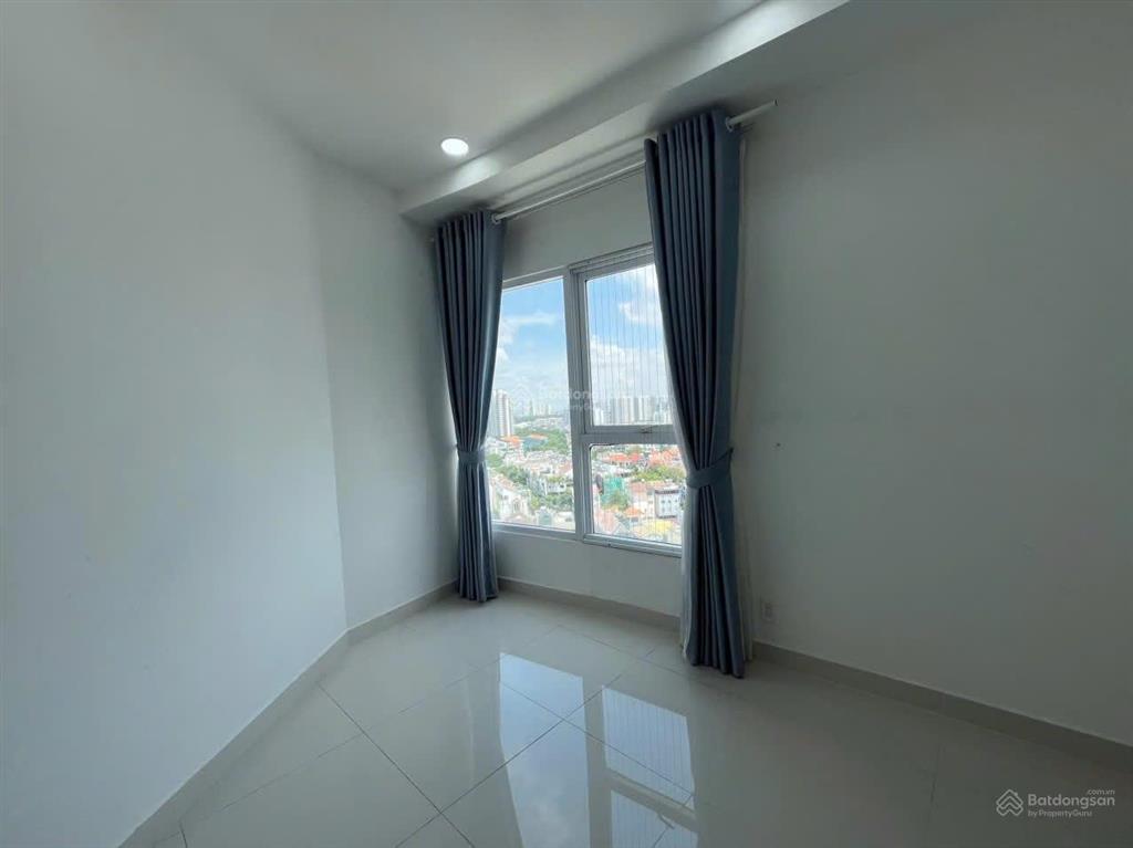 Bán căn hộ tulip hoàng quốc việt giá 3, tỷ.  ngay 0855 548 ***