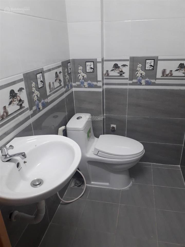 Cho thuê nhà nc mặt tiền phạm hùng (1 lầu), phường 5, quận 8, tp. hcm