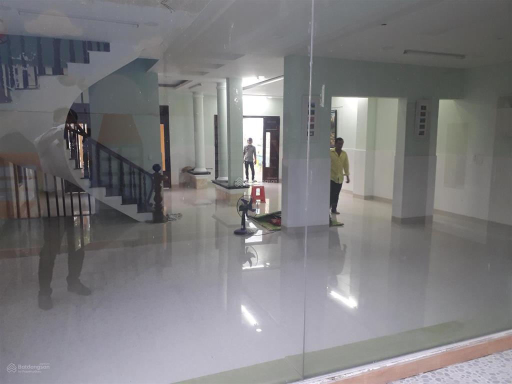 Cho thuê biệt thự lớn kdc bình hưng, bình chánh (gần bến xe quận 8, tp. hcm)