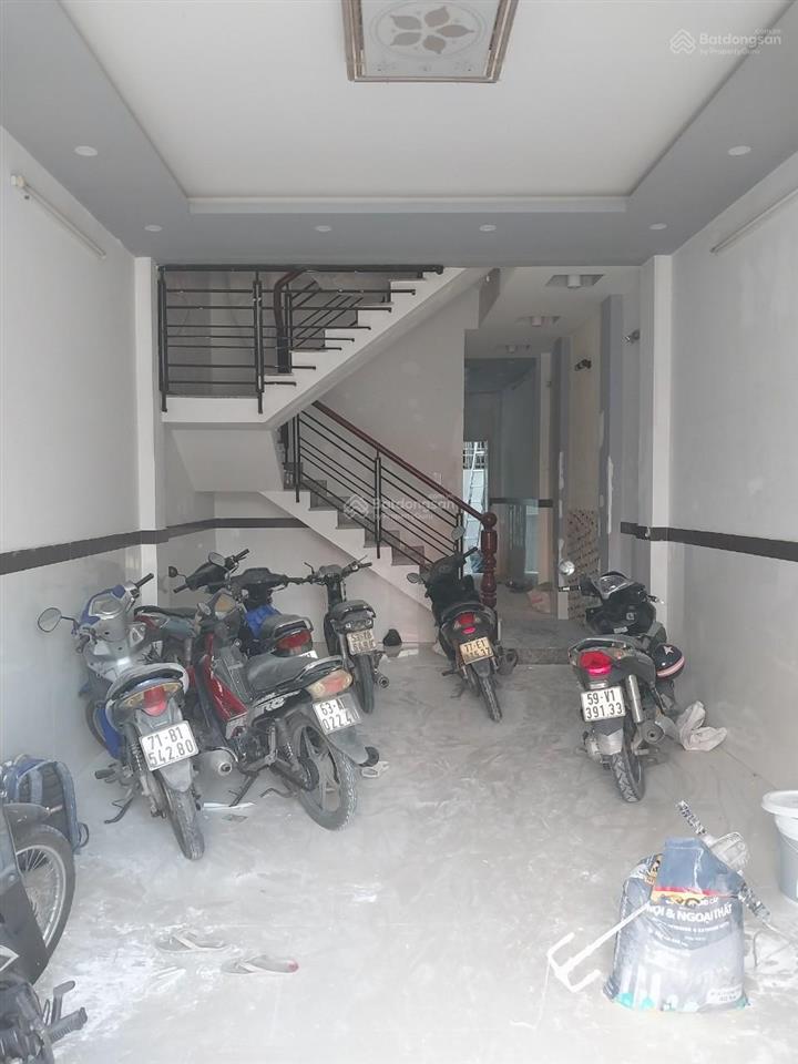 Cho thuê nhà nguyên căn khu bông sao, p.5, q.8, tp. hcm (gần cầu tạ quang bửu)