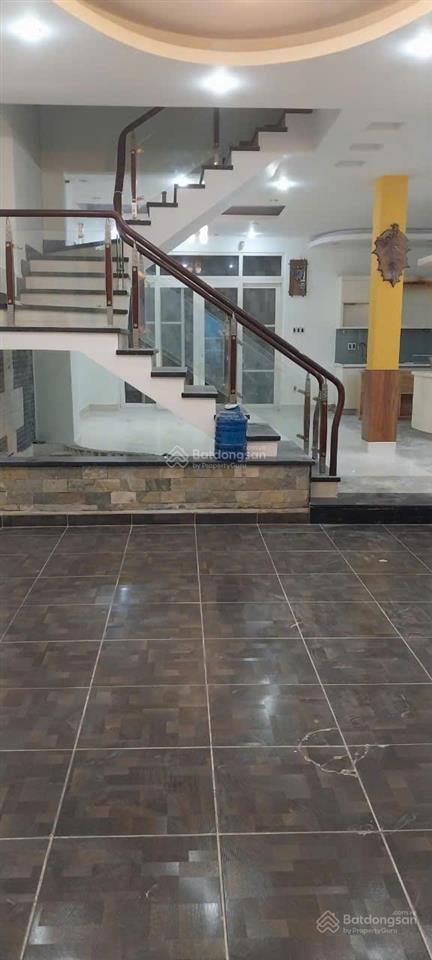 Cho thuê biệt thự khu cao lỗ (đồng diều), p4, q. 8, tp. hcm