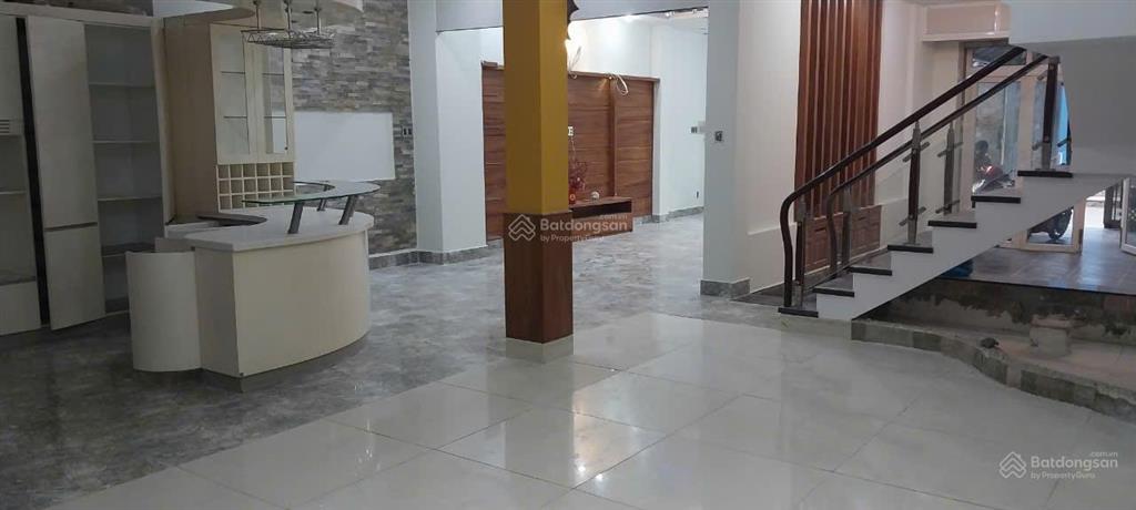 Cho thuê biệt thự khu cao lỗ (đồng diều), p4, q. 8, tp. hcm