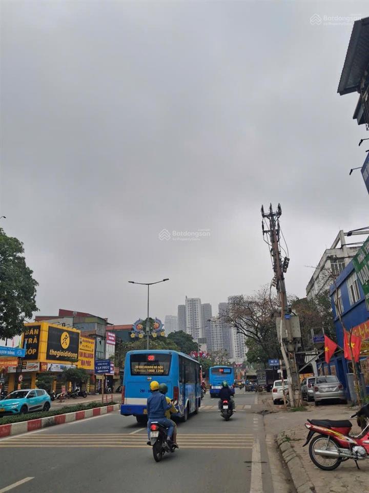 Mặt phố vạn phúc hà đông 55m, không lỗi gì, kinh doanh sầm uất ngày đêm. hiếm nhà bán, cạnh chợ